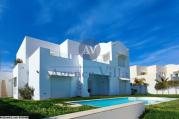A Louer une villa s+5 pied dans l'eau avec jardin et piscine A gammarth