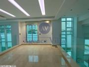 A louer une villa s+6 jamais habitée Au Lac 2.