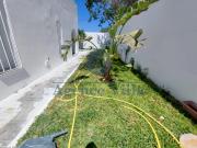 A louer une villa s+4 plein pied avec jardin et piscine A La soukra