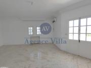 A louer Villa en S+4 avec piscine à la Soukra