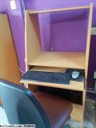 a vendre 6 tables de pc bureau meublatex