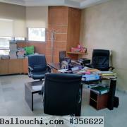 Joli bureau Hall plus 2 au Rue de Palestine