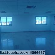 Coquette bureau 145 m² au Lac 1