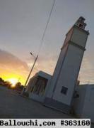 beni khalled-bir dressen 8000m² sur le goudrone devant la mosquée