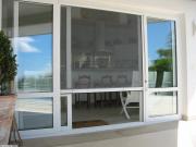 MOUSTIQUAIRE   SUR MESURE