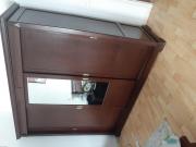 Armoire en bois massif