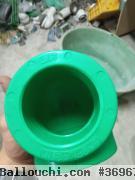 des coudes et des raccords ekoplastik de taille75
