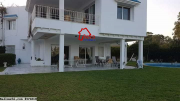 Hammamet nord, villa avec piscine pied dans l’eau