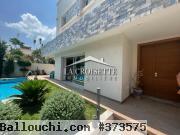 villa s+5 avec piscine à la marsa