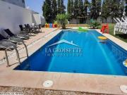 Villa S+6 avec piscine à Gammarth