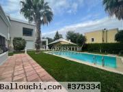 Villa s+4 avec piscine à la Soukra MVV0279