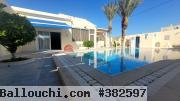 GRANDE MAISON À VENDRE EN ZONE TOURISTIQUE DJERBA - RÉF V590