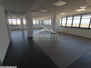 Un open space usage bureautique au lac3 ZBL0421