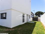 Villa S+4 à La Soukra MVV0395