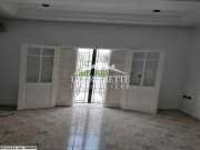R-de-ch S+3 un usage bureautique à Ain zaghwene ZBL0472