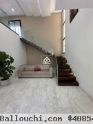 À Vendre : Luxieuse villa S+5 situé à La Soukra