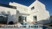 VILLA AVEC PISCINE À MEZRAYA DJERBA ZA - RÉF V620
