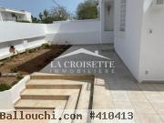 Villa S+5 à Carthage MVL1691