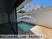 Triplex s+5 avec piscine à Gammarth MDL0570