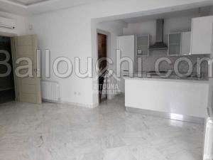 A louer un spacieux appartement jamais habité à la Marsa ville:ref4849a