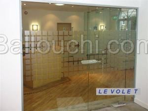 PORTE TOTALEMENT VITRÉE LE VOLET