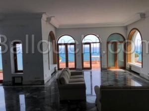 Villa LUXUEUSE(Réf: L2388)