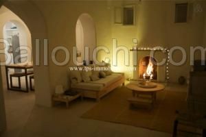 Villa LOVELY(Réf: L1083)