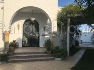 Villa SNOOP(Réf: L1809)