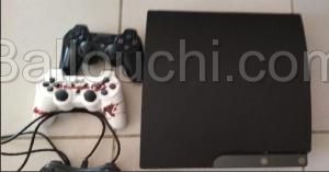 PS3 + 2 manettes importé de France
