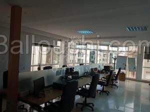 Bureau meublé lac 2