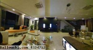 Villa S+3 avec piscine Ennasr