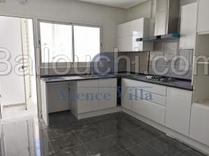 A louer un appartement s+3 jamais habité A La Marsa