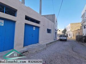 VT659:Deux garages 215 m² au centre ville kelibia