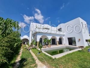 Villa PIVOINE (Réf: L2460)