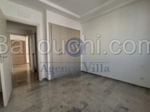 A louer un Appartement s+3 A La soukra.