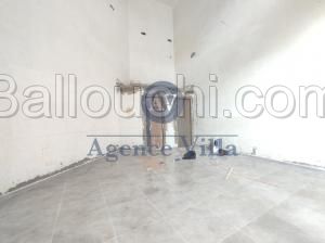 A louer un Local Commercial de 49 m² et d'un hauteur de 8 m A jardin de Carthage