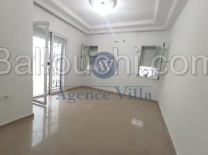 À Louer un étage de villa S+4 avec un grand terrasse à Ain zaghwen
