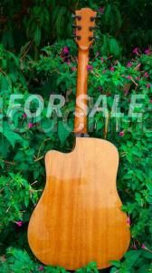 Guitare electro acoustique