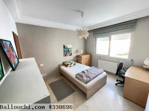 A louer un bel appartement S3 meublé au Lac 2