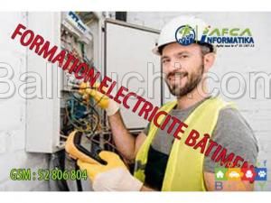 INSTALLATEUR EN ÉLECTRICITÉ BÂTIMENT*