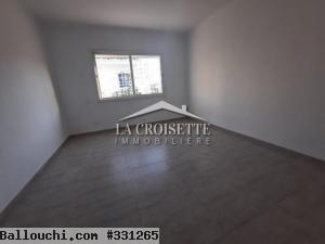 Un étage de villa à la Marsa référence Zel0299