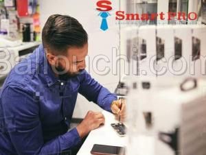 تصليح وصيانة الهواتف الذكية والتابلات و الحواسيب