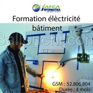 INSTALLATEUR EN ÉLECTRICITÉ BÂTIMENT*