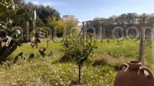 Une villa et deux appartement a vendre à Akouda