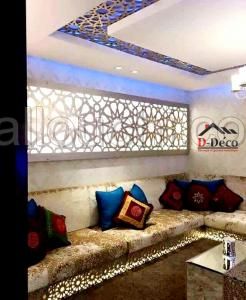 MOTIF FAUX PLAFOND