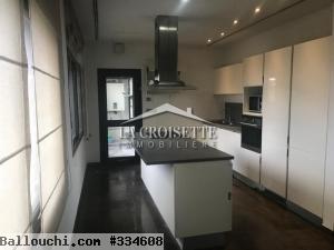 Rez-de-chaussée S+3 à La Marsa Mal3173