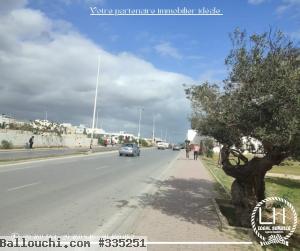 Terrain à vendre sur la route principale à Hammamet Nord