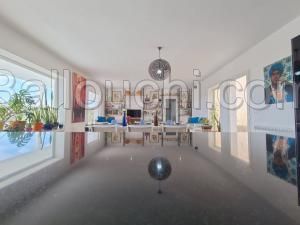 Villa VIOLETTA (Réf: V2468)