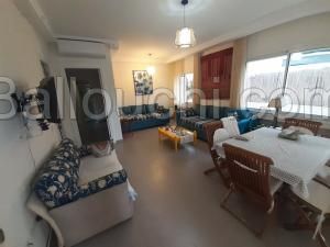 nabeul mahrsi a 100m de la plage s+2 au rdc avec 100m jardin