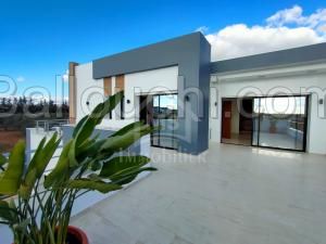 à vendre une villa S+4 à SIDI HAMMAD 51333131